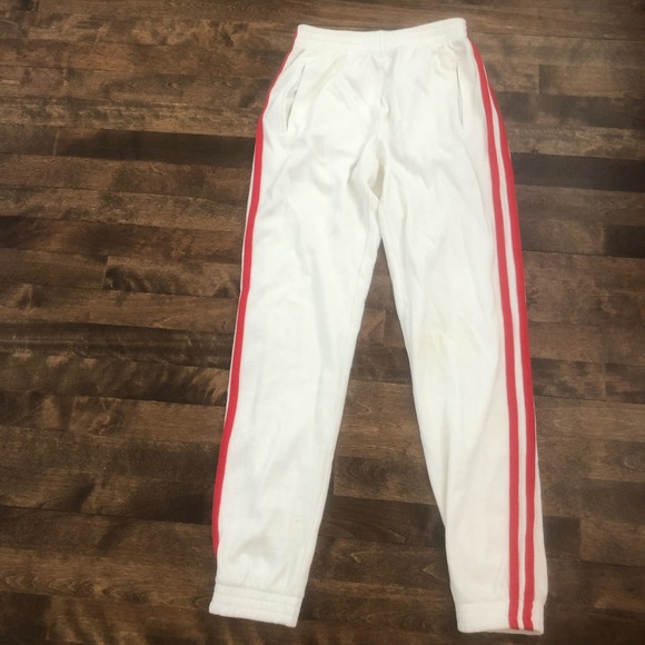 Brandy Melville Johan Galt white sweatpants with red stripes - Picture 3 of 4